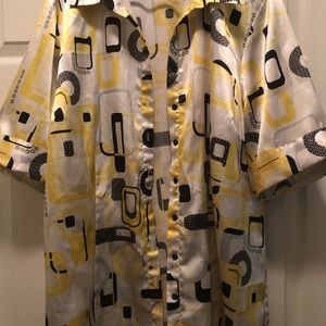 Plus size Cato short sleeve blouse with slits on the side .